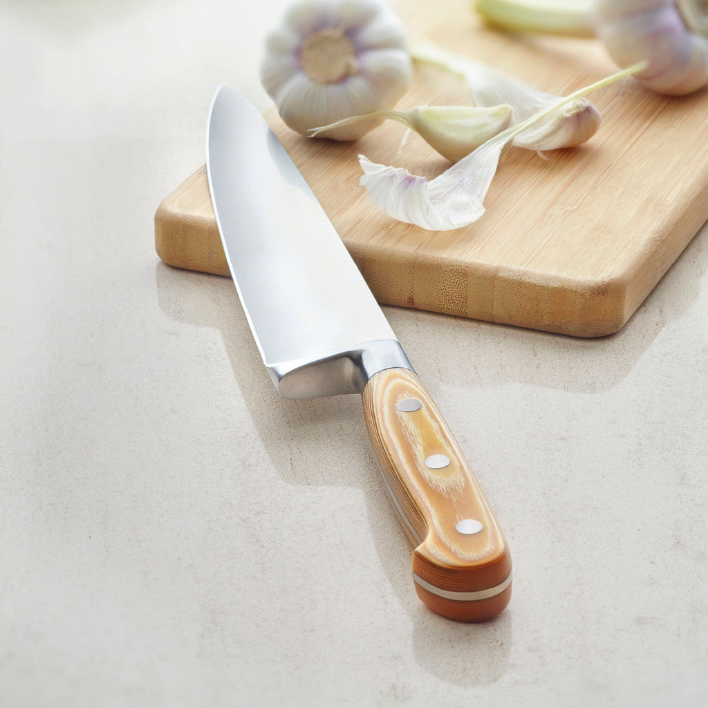 Set with knife block and 11 stainless steel knives : paring knife, 2 steak knives, vegetable knife, boning knife, carving knife, fish/meat filleting knife, santoku knife, cleaver, chef knife, pizza knife